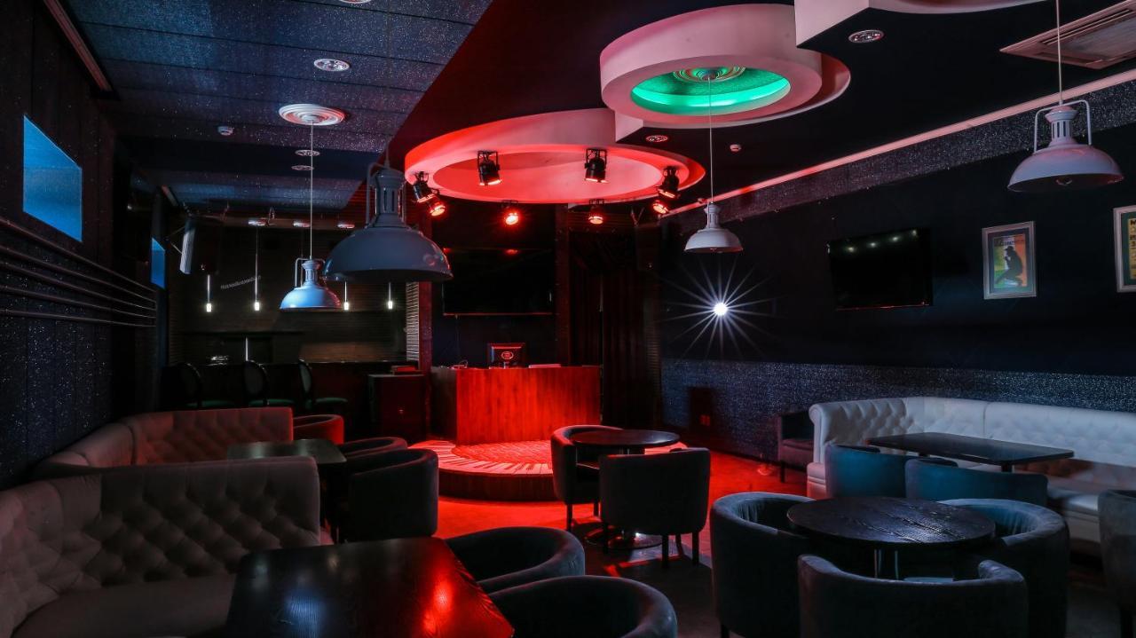 7 Boutique Hotel Ustʼ-Kamenogorsk Extérieur photo
