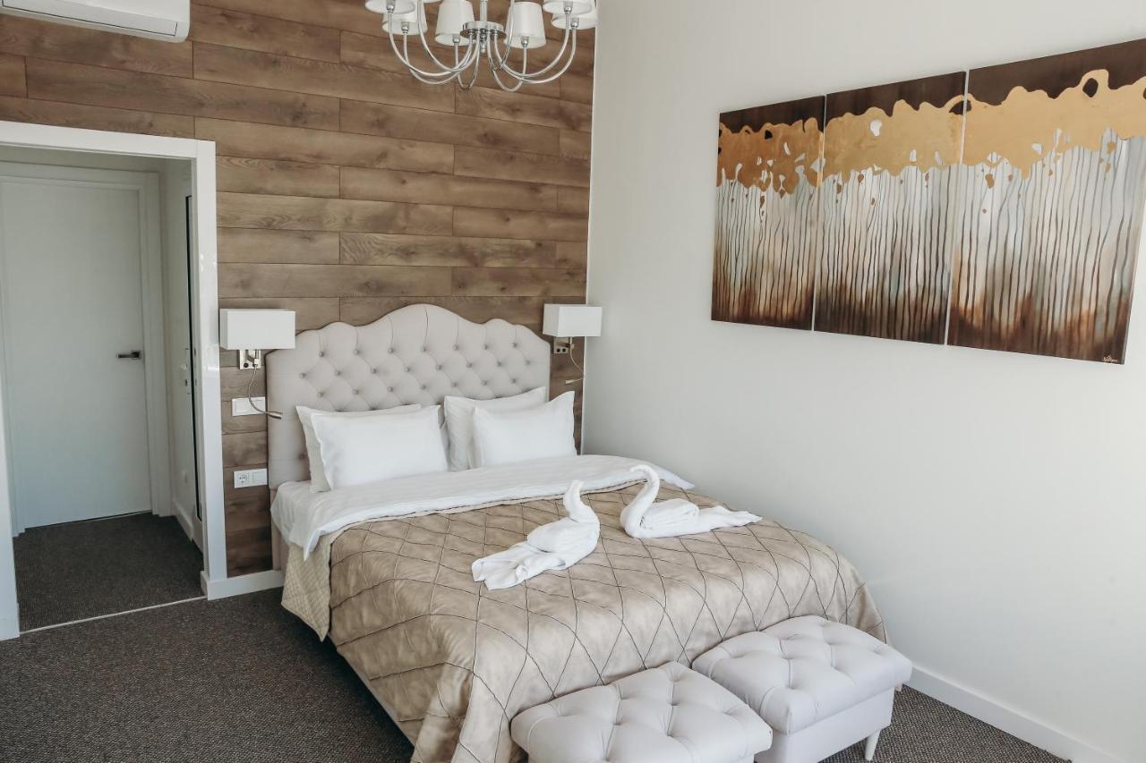7 Boutique Hotel Ustʼ-Kamenogorsk Extérieur photo