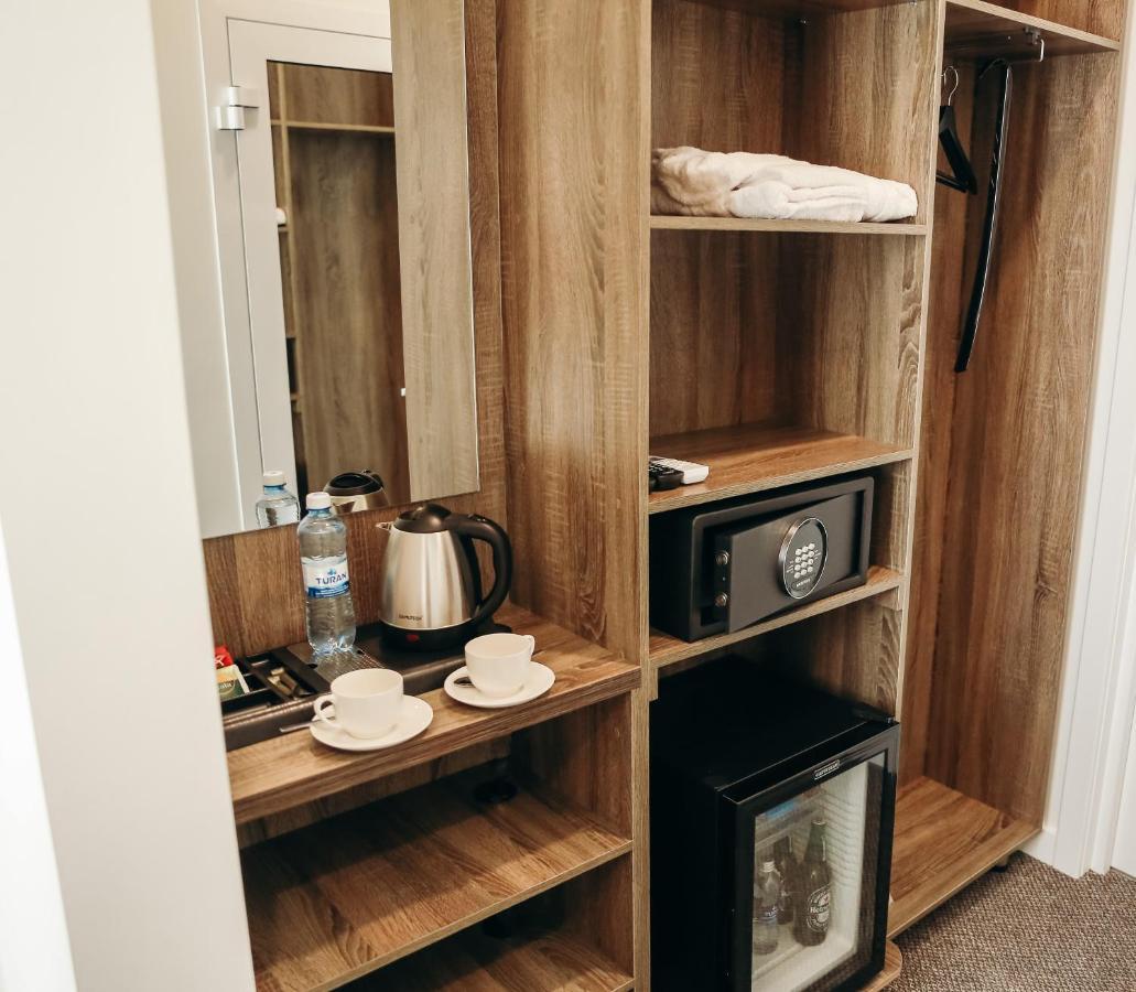 7 Boutique Hotel Ustʼ-Kamenogorsk Extérieur photo