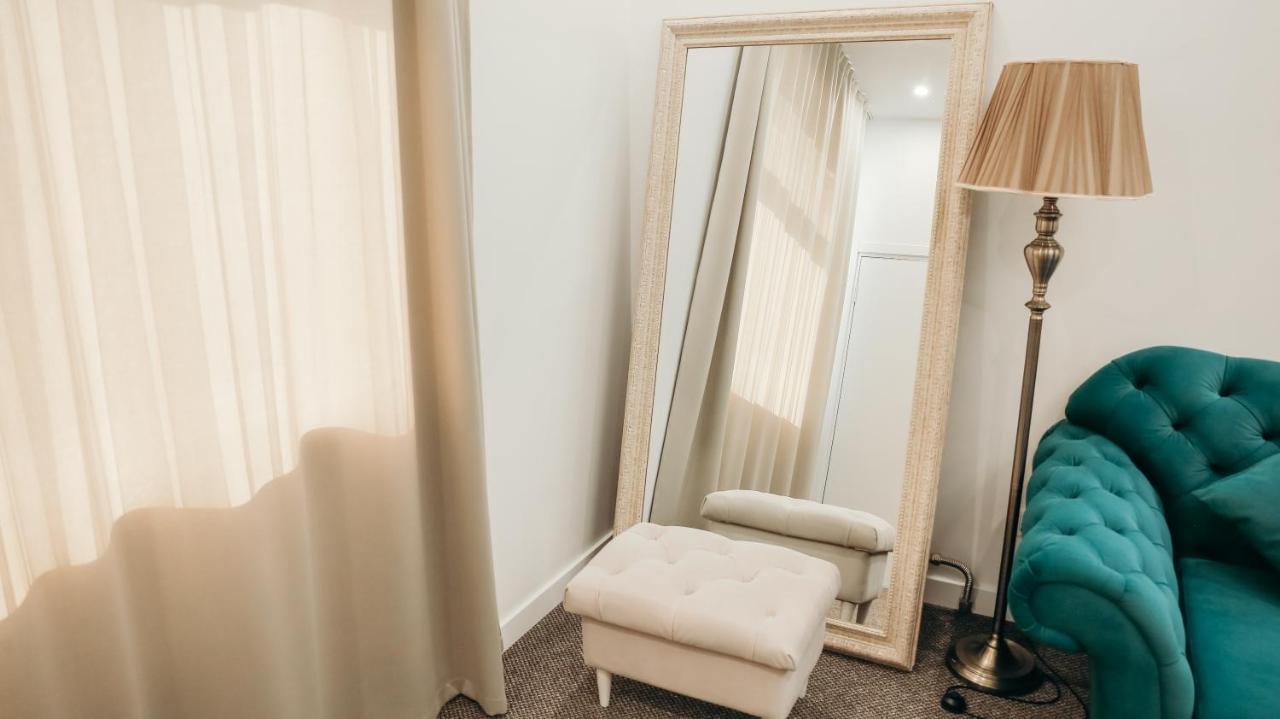 7 Boutique Hotel Ustʼ-Kamenogorsk Extérieur photo